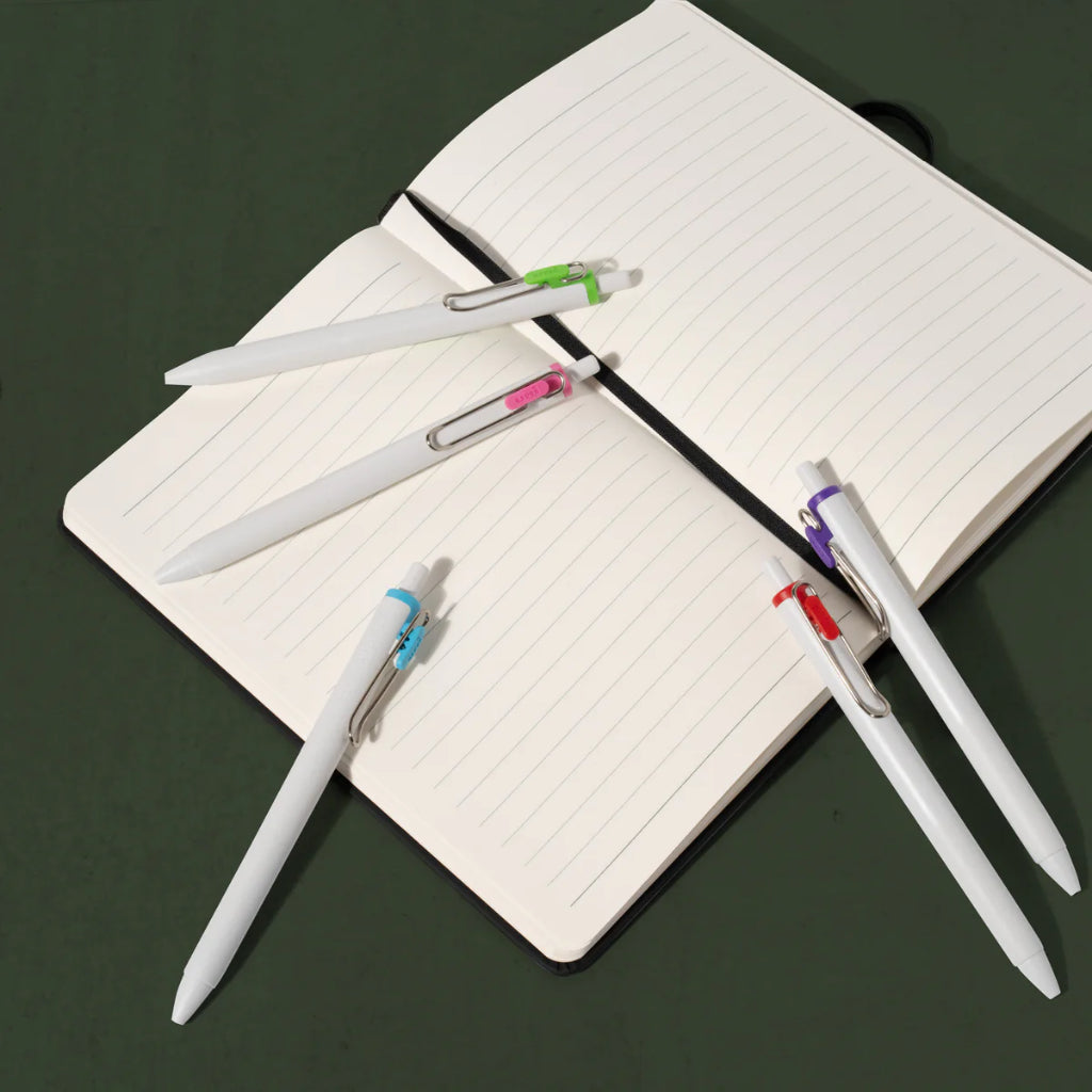 [WESTSTAR] Uni Uni-ball One Gel Pen / Uni Pen / Retractable Gel Pen 0.5mm / 0.38mm UMN-S-05 UMN-S-38